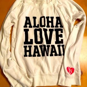 WHITE VS PINK CREWNECK